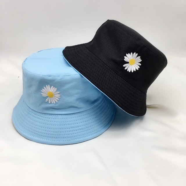 Double-side Unisex Harajuku Bucket Hat Fishing Outdoor Cap women Bucket fishing Hats Sunscreen Daisy embroidery fisherman hat