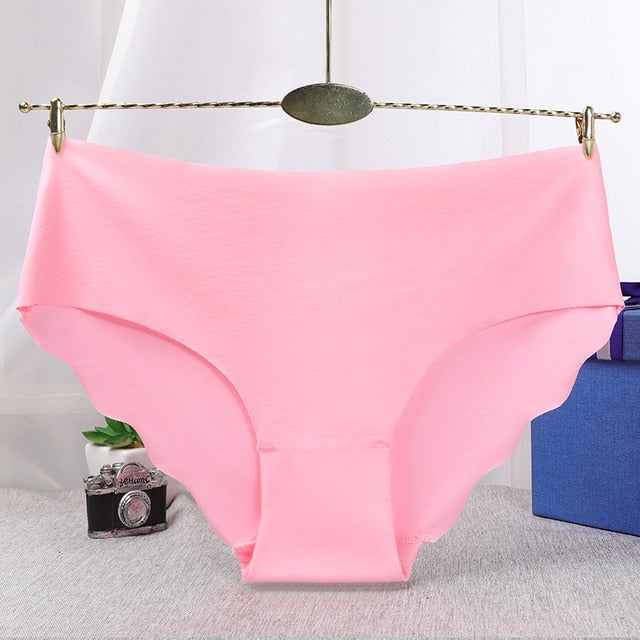 Women Seamless Solid Ultra-thin low-Rise Ruffles Panties Ice Silk Sexy Briefs Lingerie Underwear Hot Sale